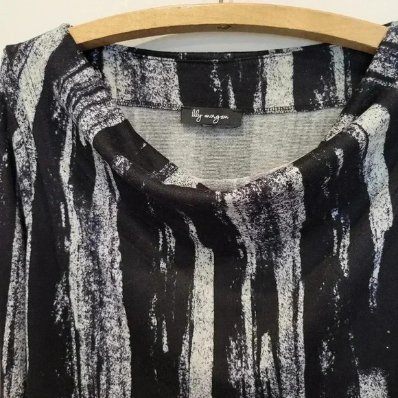 Womans Black & White Tunic Blouse L by Lily Morgan long sleeves - Picture 2 of 5